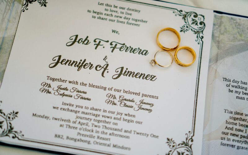 4 Tips to Create the Most Exciting Wedding Invitation Cards